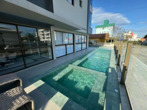 Cód 71 - Apartamento novo a 180 metros do mar